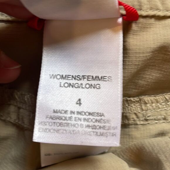 The North Face Adjustable Tan Bermuda Shorts size 4 - Picture 5 of 7